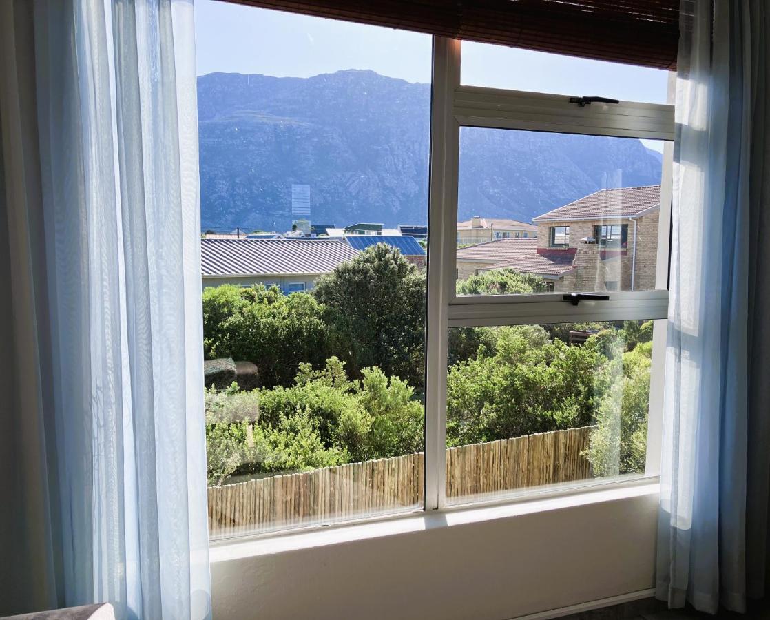 Silverdunes - Seaview Bettyʼs Bay Exterior foto